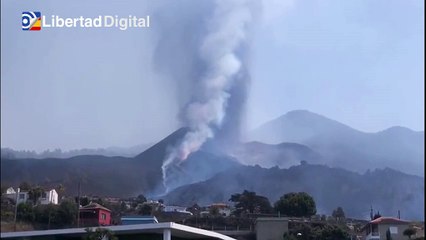 Fuertes explosiones en el volcán de Cumbre Vieja de La Palma