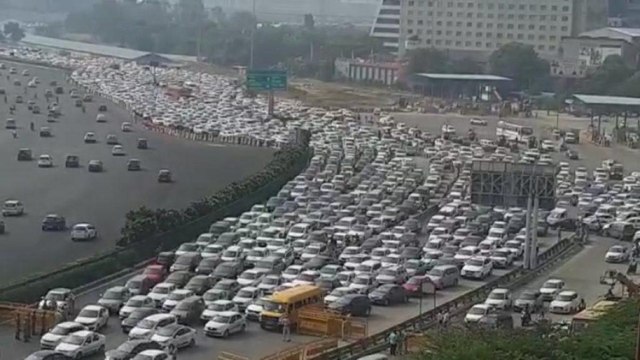 Shatak: Effect of Bharat Bandh, vehicles stuck in jam