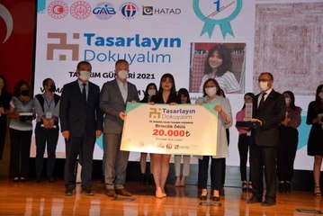 7. Makine Halısı Tasarım Yarışması'nda dereceye girenlere ödülleri verildi