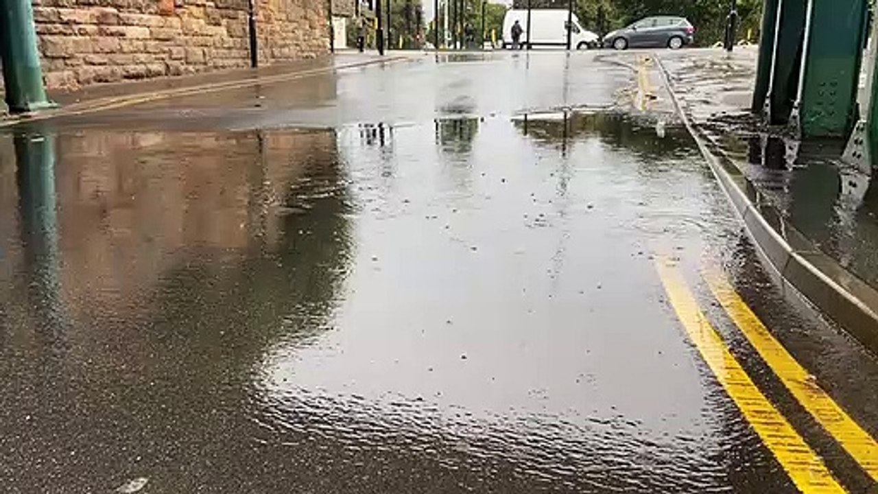 Flooding under Wearmouth Bridge