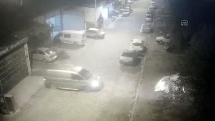 Son dakika haberi: İnegöl'de çalıntı kamyonetin parçalanmasına ilişkin 2 şüpheli gözaltına alındı