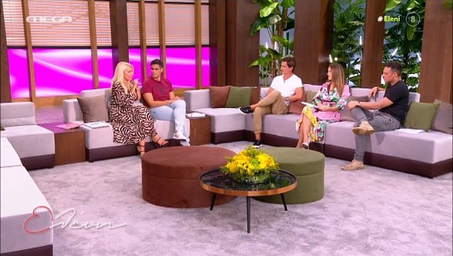 Ελένη Μενεγάκη: «Με πιάνει κόσμος στο δρόμο και μου λέει για τη Γη της Ελιάς…»