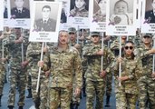 Son dakika! Azerbaycan'da, 2. Karabağ Savaşı şehitlerinin anısına yürüyüş düzenlendi