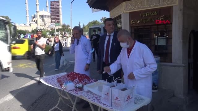 DÜNYA TURİZM GÜNÜ'NDE CİĞER VE DEVA-İ MİSK DAĞITILDI