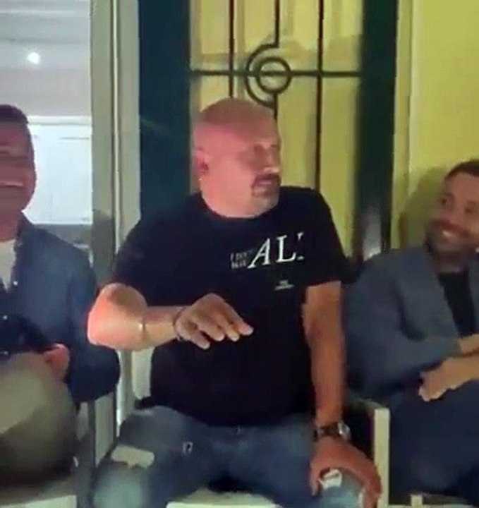 BARZELLETTA "ANDIAMO A RAPINARE " #massimocozzolinoshow #lasailultima