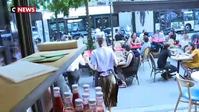 Les pourboires par carte bancaire vont être défiscalisés dès 2022