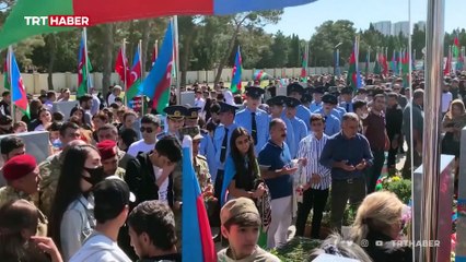 Azerbaycan şehitlerini andı