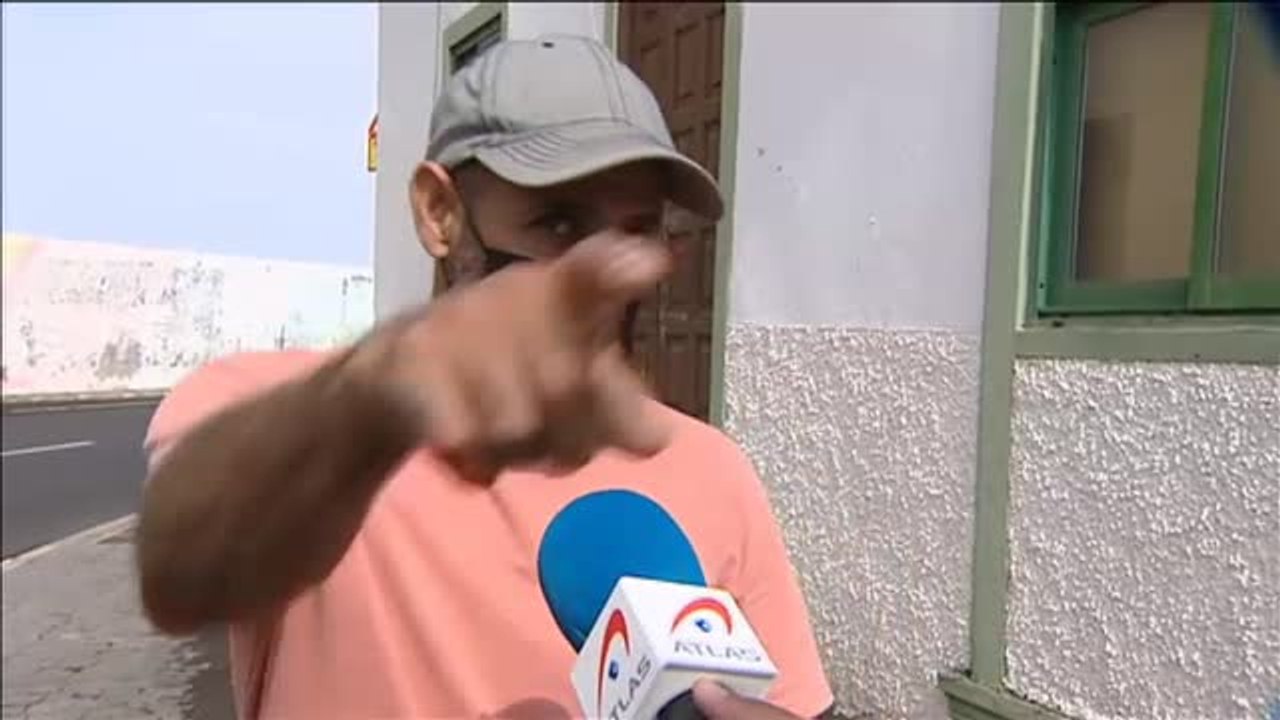 Confinados algunos barrios cercanos a la costa por la posible llegada de la colada al mar