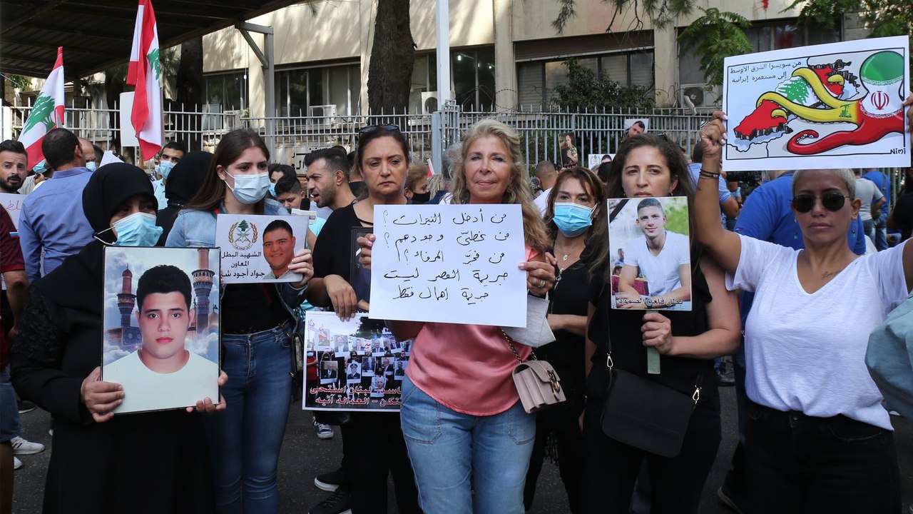 أهالي ضحايا انفجار مرفأ بيروت يرفضون تعيين قاض جديد للقضية