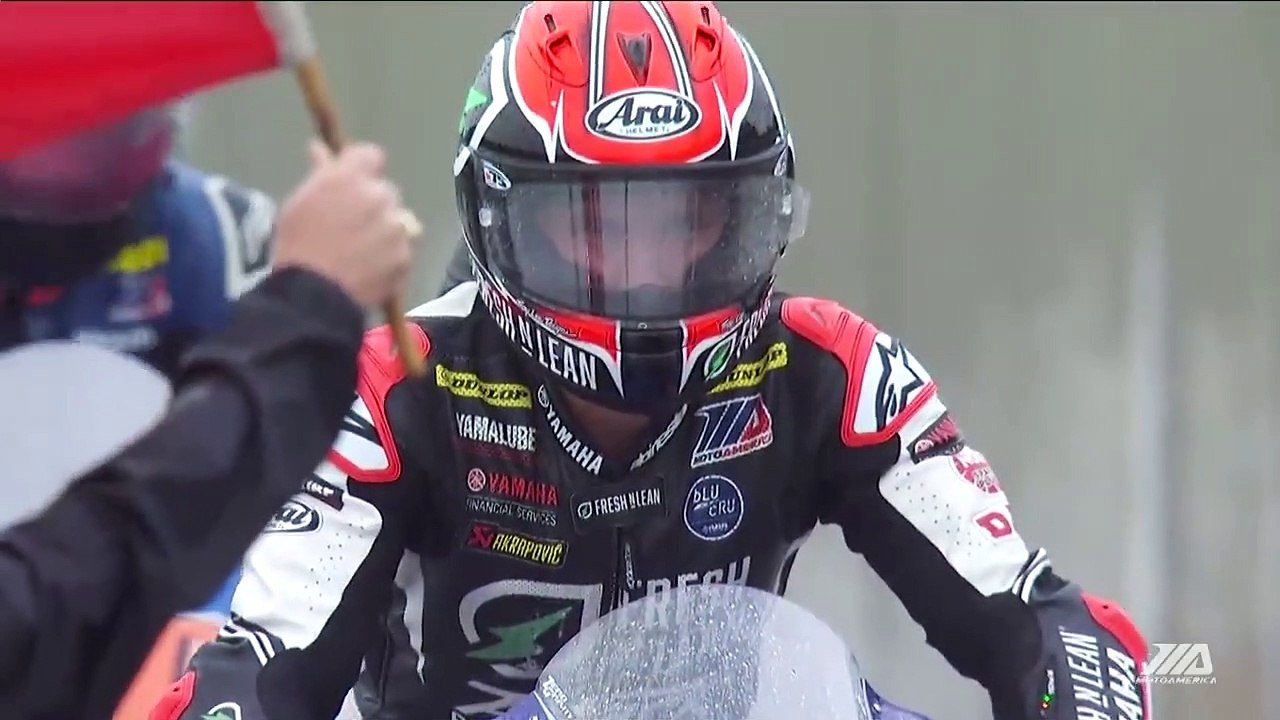 INSANE Motorcycle Race In The Rain! MotoAmerica HONOS Superbike Race 1 Highlights  2021