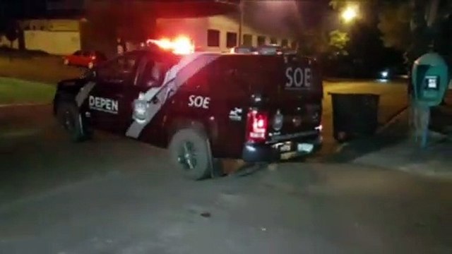 Após duas mortes durante briga na cadeia pública de Toledo, detentos são trazidos para Cascavel