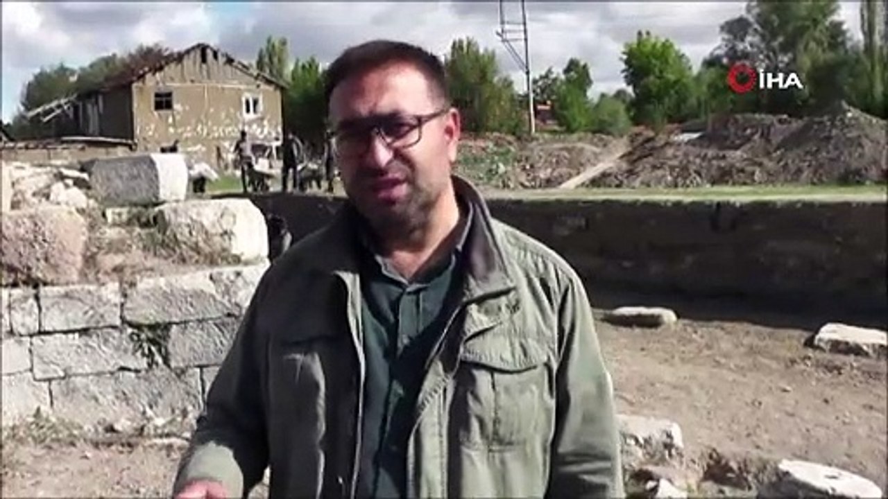 Antik kentte Bizans dönemine ait 3 insan iskeleti bulundu