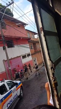 Polícia Militar é alvo de denúncia após agressão a líder comunitário do Alto Vera Cruz, em BH