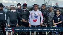 Sambut HUT TNI ke-76, Anggota Lantamal VII Kupang Bersihkan Sampah Bawah Laut