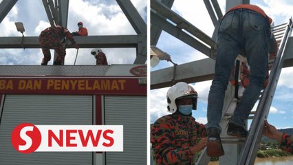 Glue-sniffer ‘stuck’ atop Beaufort bridge