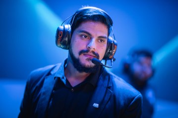 CBLOL: "Estamos muito desconexos do meio para o fim do jogo", diz Maestro, da INTZ
