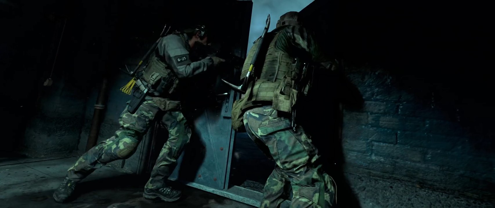 كول أوف ديوتي مودرن وورفير: التحميل المسبق على الحاسب الشخصي