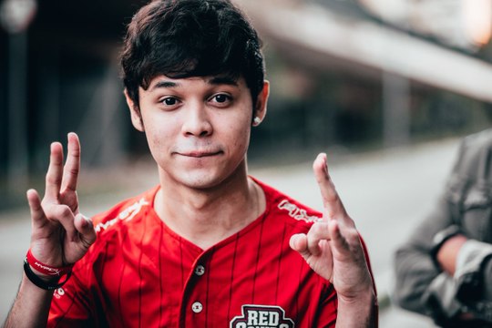 CBLOL: Vou roubar, reza pra Jesus , disse TitaN antes de tomar Barão da Miners