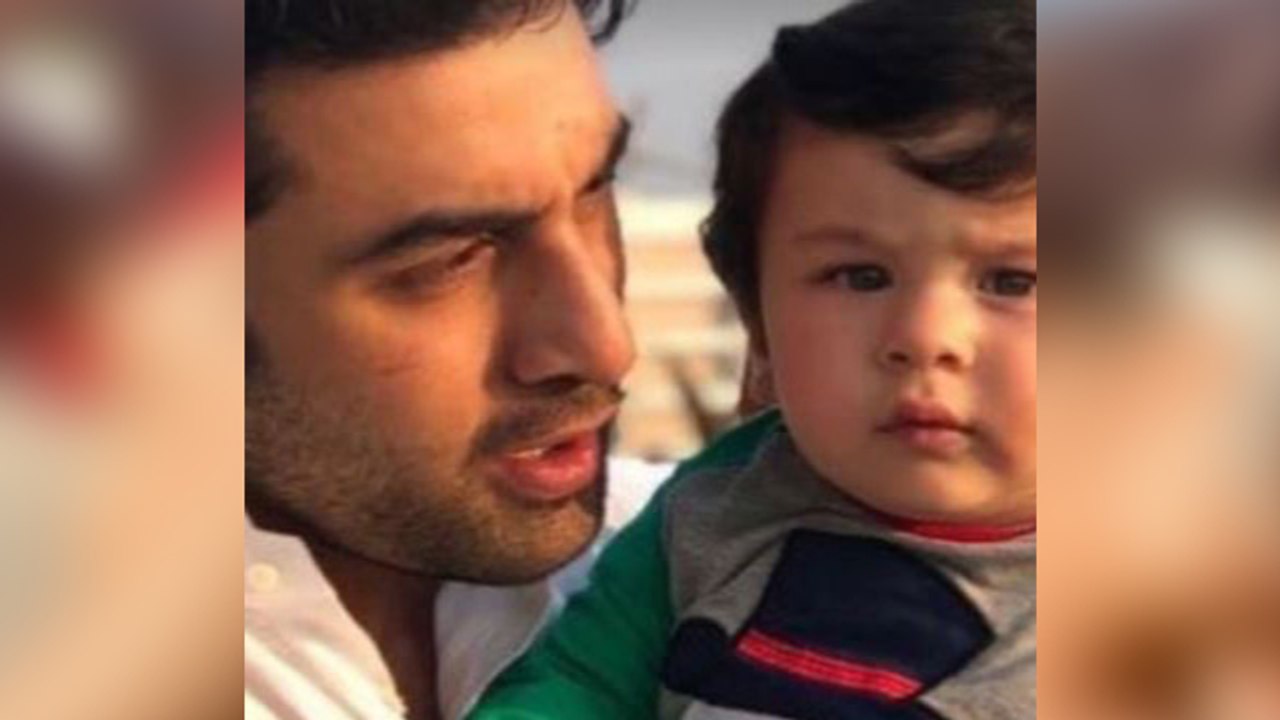 Kareena Kapoor Khan ने Ranbir Kapoor के Birthday पर Share की Taimur Ali Khan की ये photo | FilmiBeat