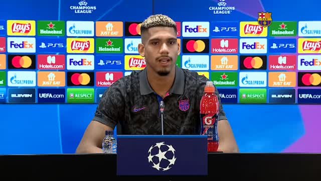 Araujo: Somos el Barça y tenemos que pelear por lo más grande, no esperar a ver que pasa