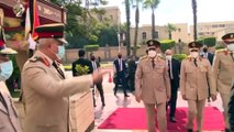 الرئيس السيسى ينيب وزير الدفاع للمشاركة فى إحياء الذكرى السنوية لرحيل الزعيم جمال عبد الناصر