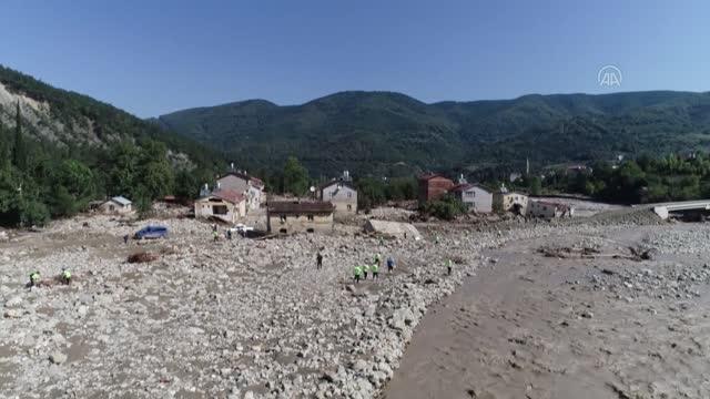 Sel felaketinin 48'inci gününde kayıp kişileri arama çalışmaları sürüyor