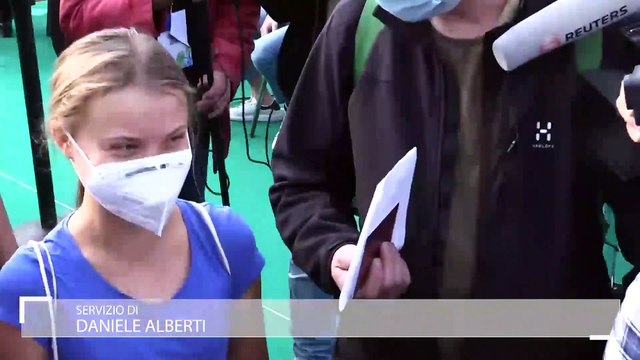 Clima, Greta Thunberg: Dai leader solo bla bla bla . E Cingolani: Sosteniamo le stesse cose