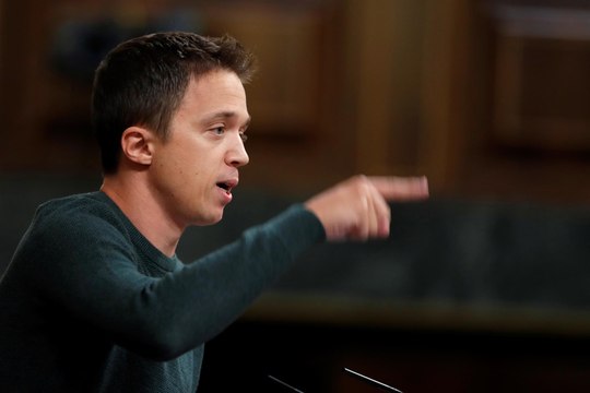 Repaso de Errejón a Vox: Los fondos buitre hostigan a vecinos, pero no tienen nunca ni un solo reproche por su parte