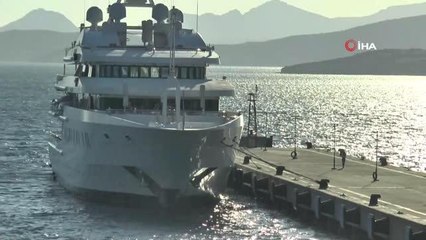 Bodrum'a demirleyen 118 Milyon dolarlık yatın haftalık kirası dudak uçuklattı