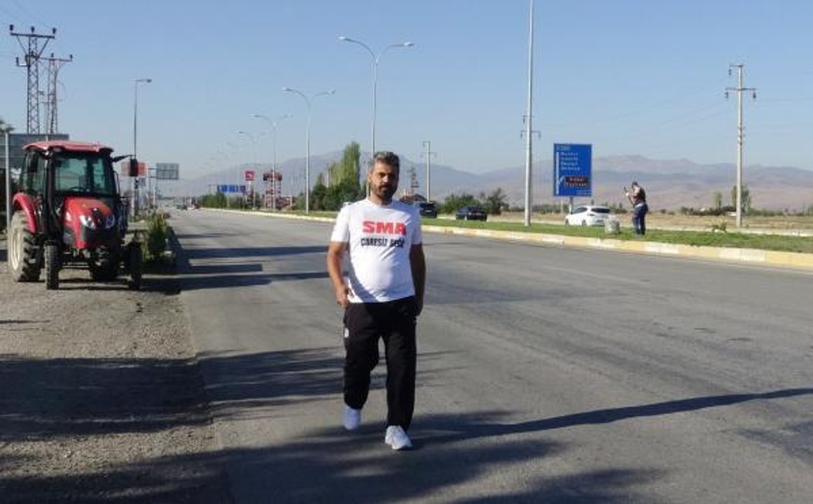 SMA HASTALARINA DESTEK İÇİN ANKARA'YA YÜRÜYOR
