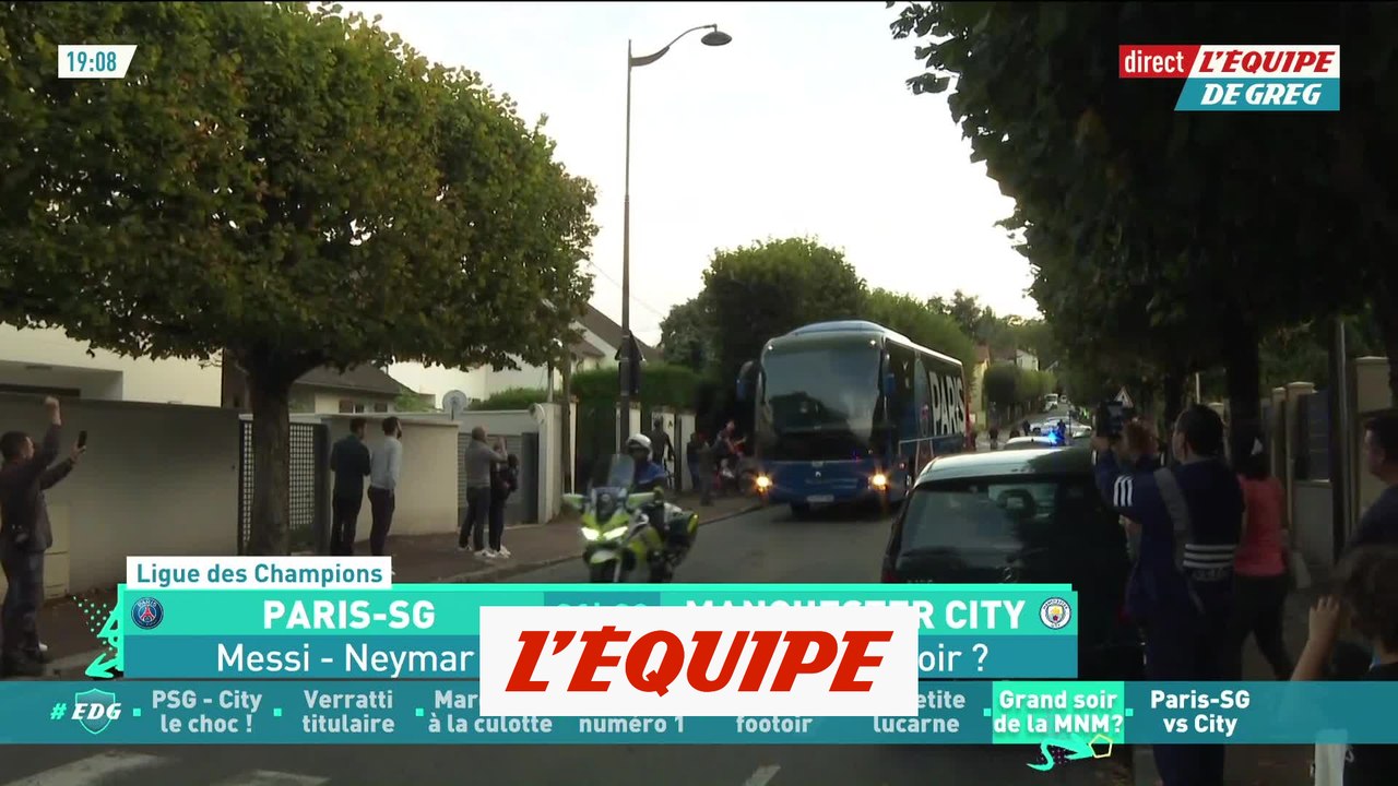 Le car du PSG en route vers le Parc des Princes - Foot - C1