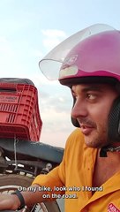 Man Gives Thirsty Armadillo a Drink