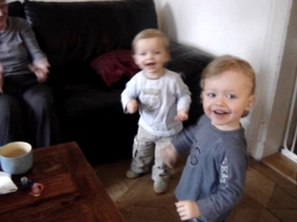 Leo & Lucas dancing with Mamie