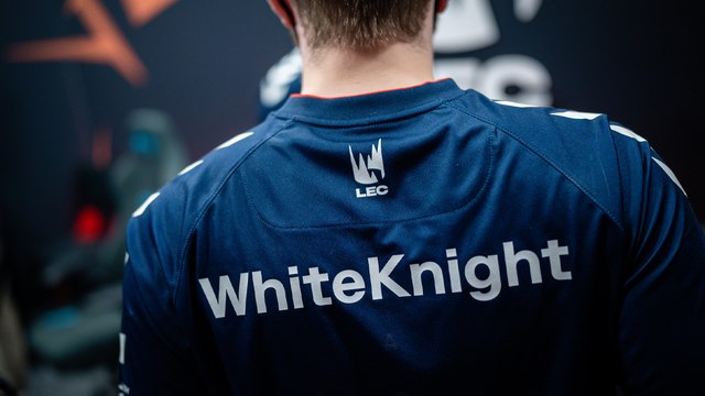 LoL — Astralis WhiteKnight : On est juste 5 fous qui font des trucs chelous !