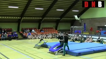 Kejadian Lucu Senam Lantai Gagal Aksi