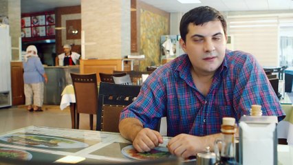 Düz Duvara Tırmandıran Tahinli Pide Reklamı