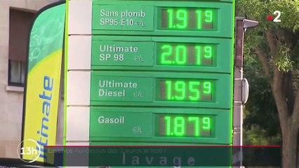 Carburants : la barre des 2 euros franchie pour un litre de sans-plomb