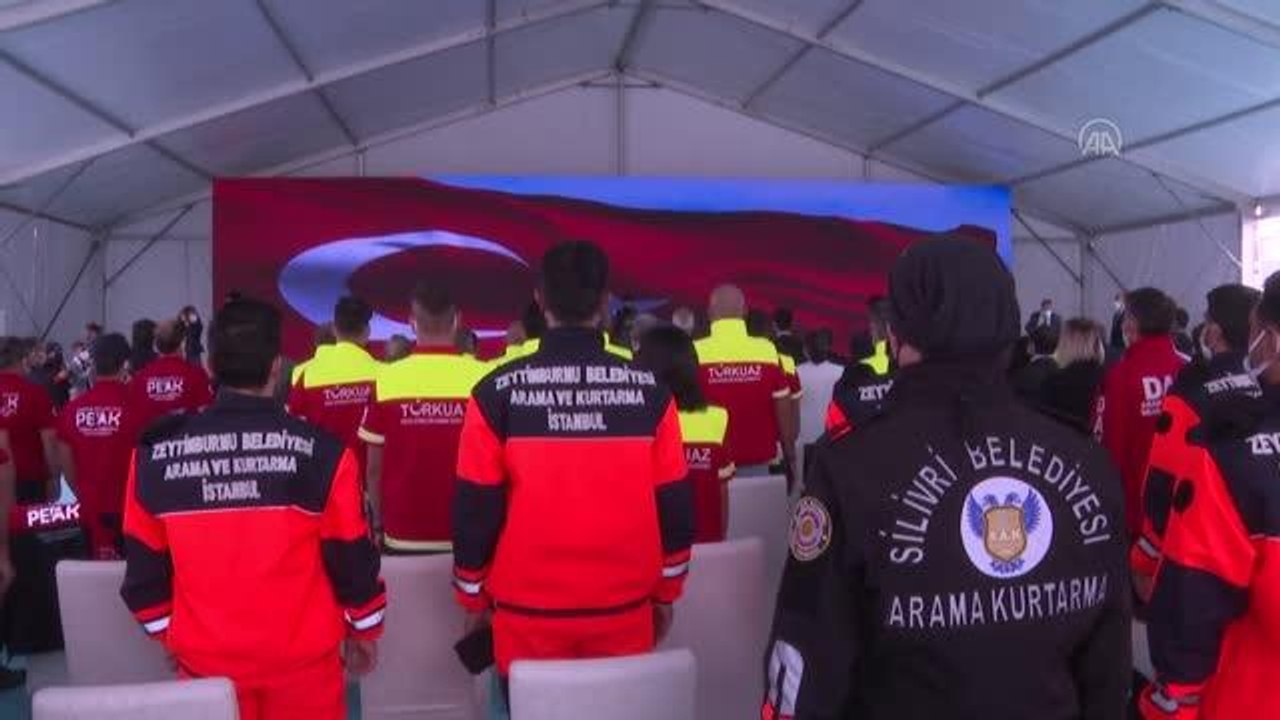 Soylu: "Afet öncesi hazırlıklarımız, afet anı ve afet sonrası yapacaklarımızla alakalı tüm adımlarımızı en iyi şekilde atma konusundaki gayretimizi...