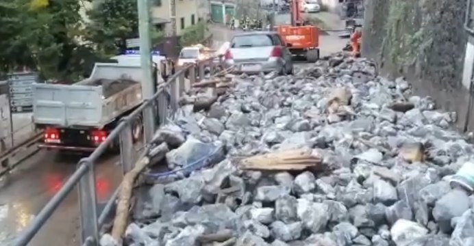 Maltempo nel Comasco, detriti invadono strade a Blevio (29.09.21)