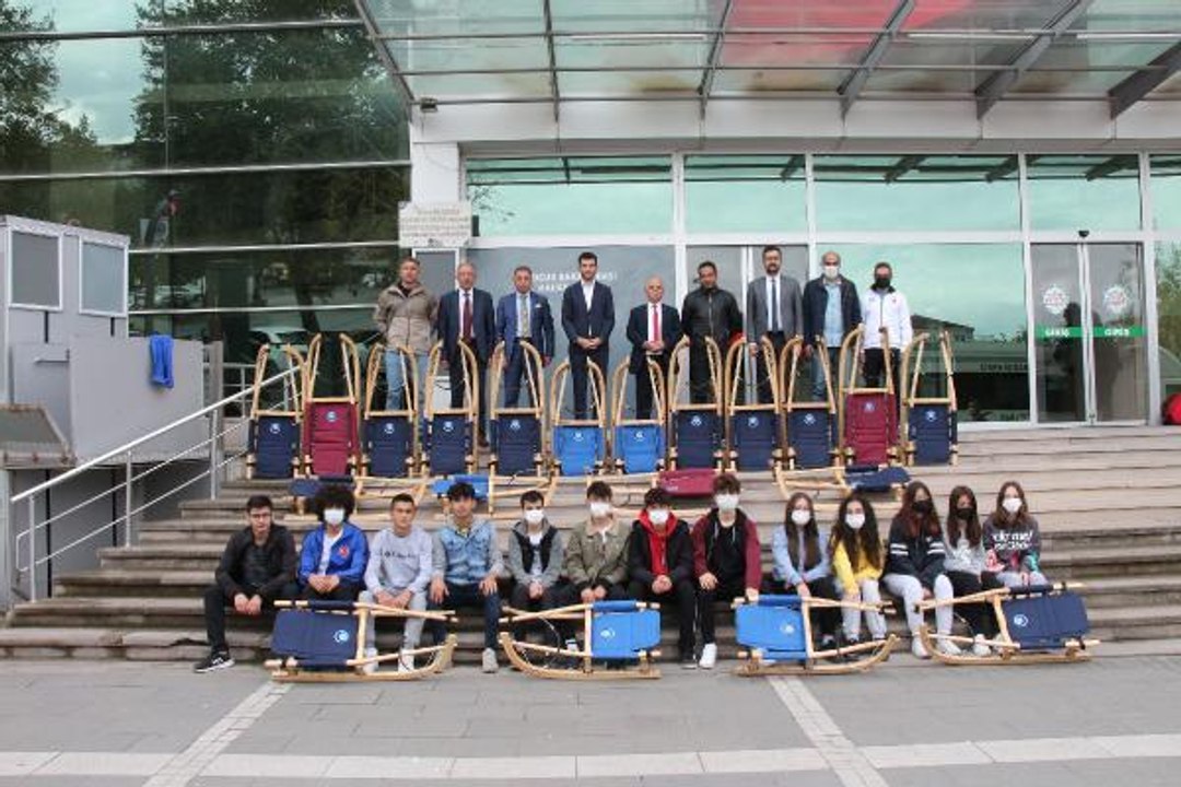 AVRUPA'DAN 1500 EUROYA ALINAN KIZAKLAR, TOKAT'T...
