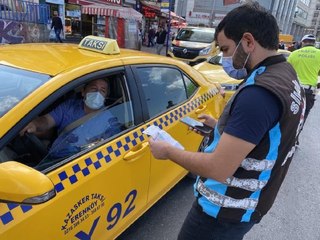 KADIKÖY'DE TAKSİCİLERE DENETİM