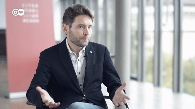 Интервью с Виктором Мартиновичем - о революции в сердце и белорусской травме