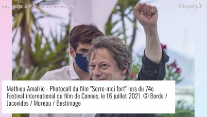 Mathieu Amalric est en couple avec une sublime chanteuse d'opéra : "J'ai de la chance !"