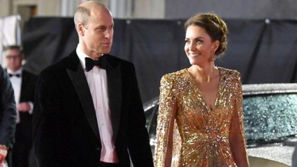 James Bond filminin galasında Kate Middleton rüzgarı! Kıyafetini görenler gözlerini alamadı
