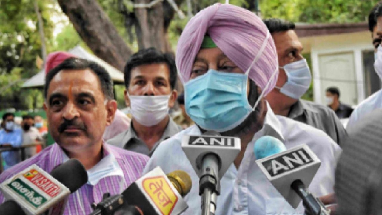 Amarinder Singh reaches Shah's residence in Delhi