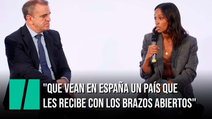 Ana Peleteiro deja las cosas claras con este potente mensaje ante la mirada de Pedro Sánchez