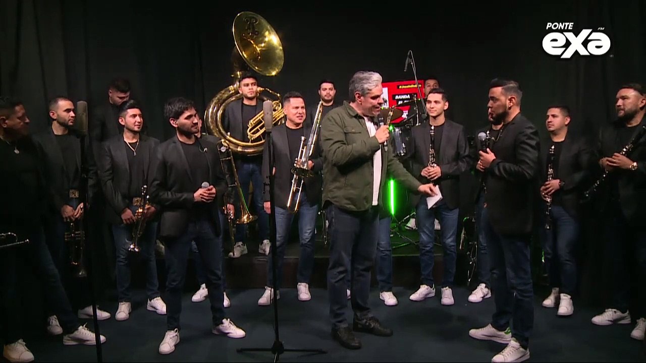 ¡Es momento de cantar a todo pulmón con La Banda El Recodo en #JessieEnExa!  (556)
