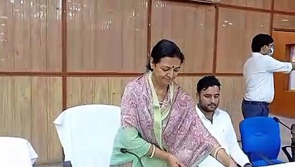 जिला प्रमुख लीला मदेरणा ने ली सदस्यों की बैठक