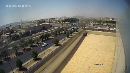 حادث المدينة المنورة: شاحنة مسرعة تتسبب في وقوع كارثة على طريق الدائري