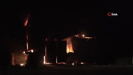 Son dakika haber: Bingöl'de depo yangınına TOMA müdahalesi